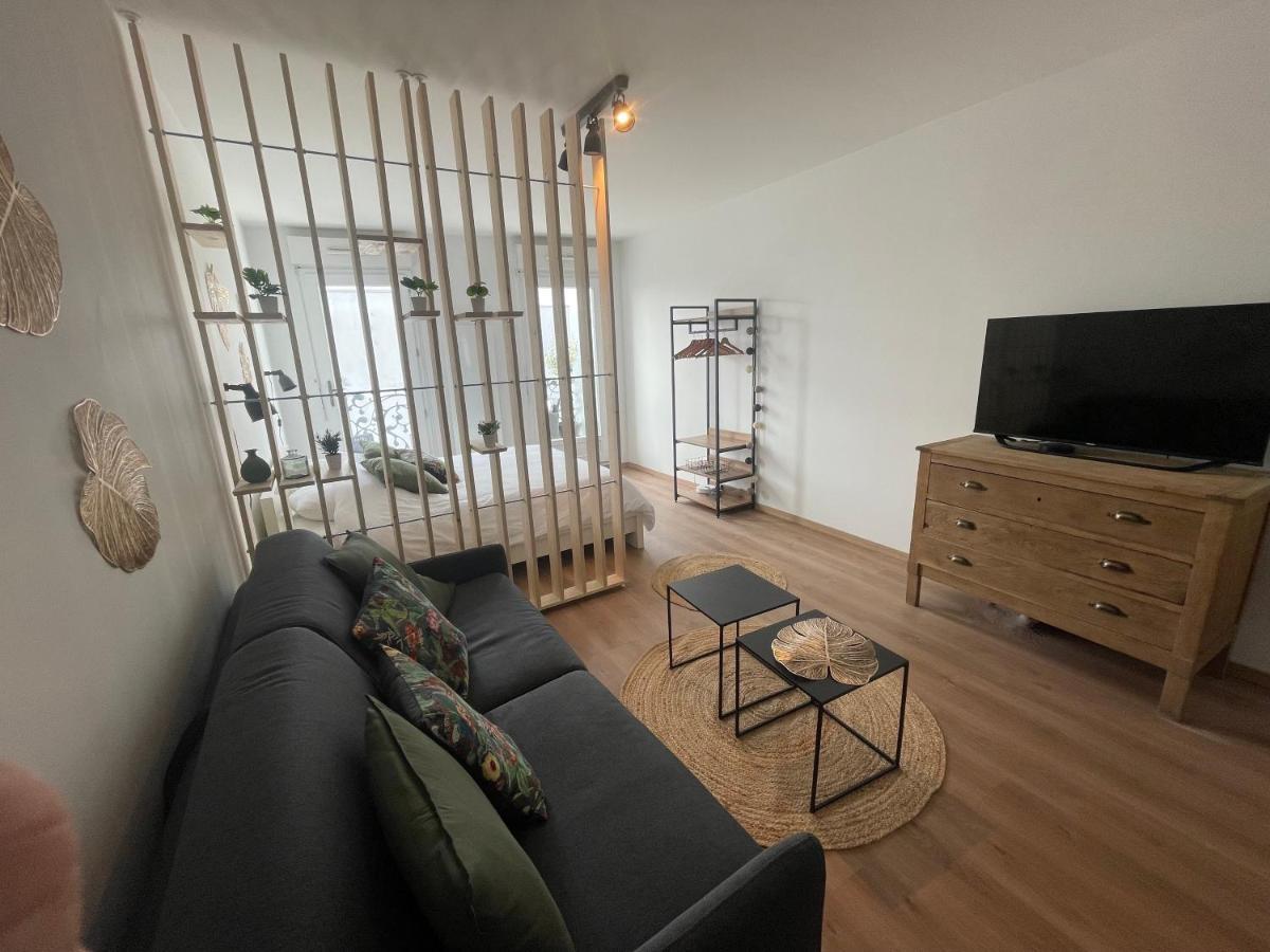 Alp Chartres - Grand Studio Avec Terrasse Et Parking Экстерьер фото