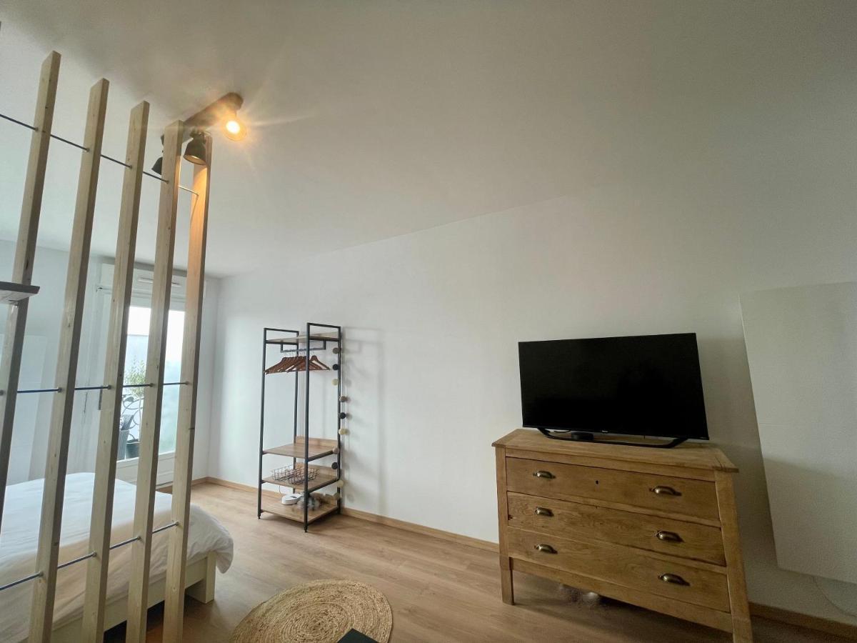 Alp Chartres - Grand Studio Avec Terrasse Et Parking Экстерьер фото